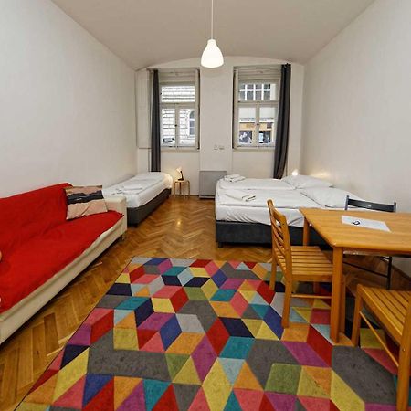 Apartments Truhlarska 31 Prag Eksteriør billede